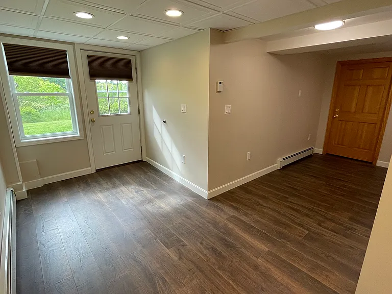 51 Burnham Rd #B01 — Photo 8