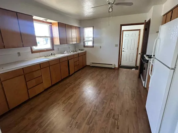 6953 Hillcrest Ave, Rudolph, WI 54475