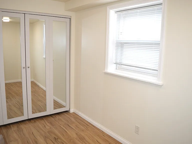 328 N Allen St #1 — Photo 5