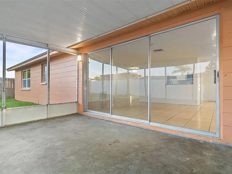 3327 Garfield Dr — Photo 25
