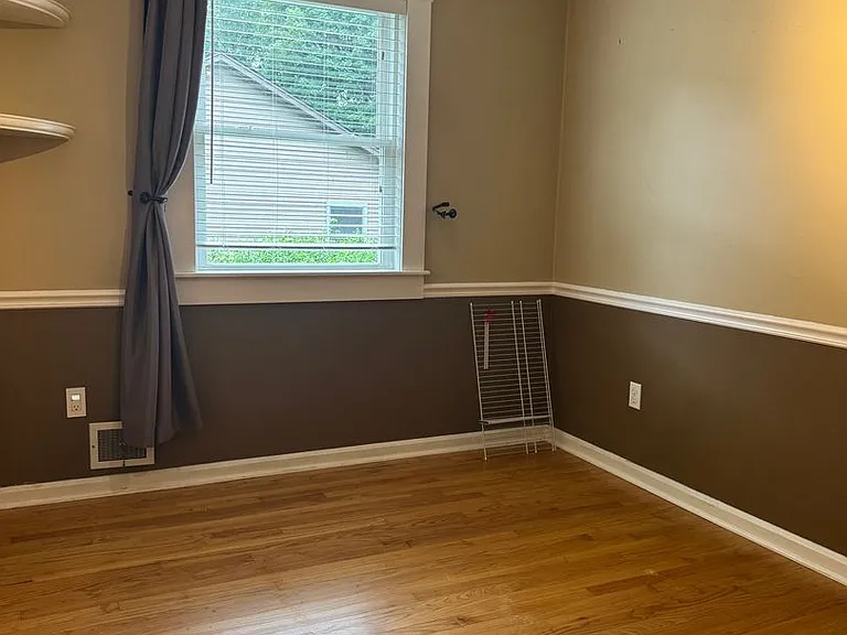 6 Logan Ln — Photo 8