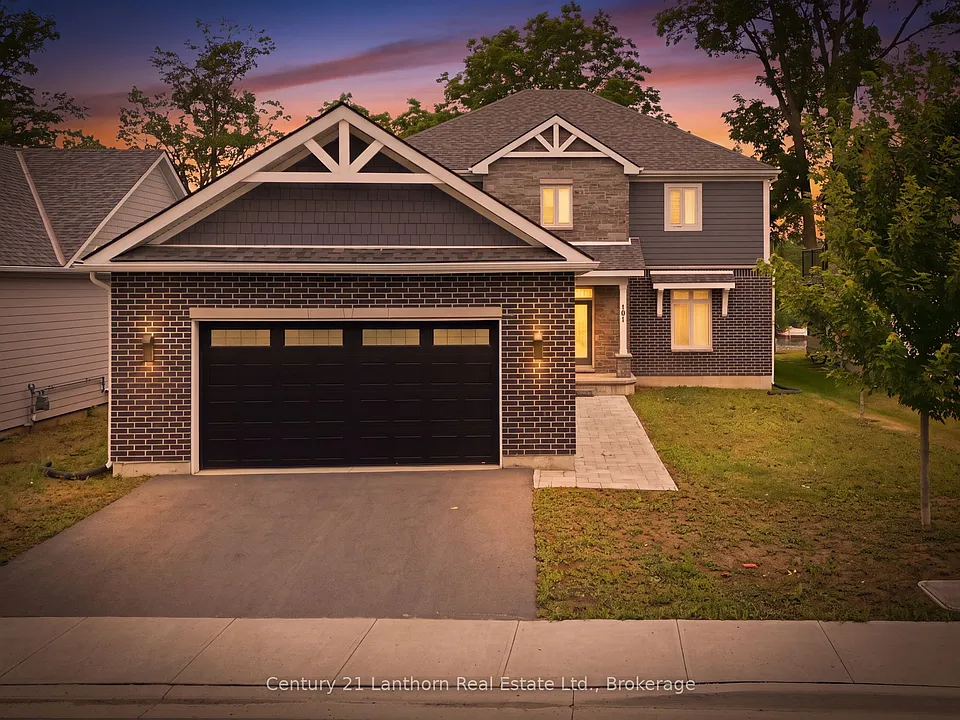 101 Villeneuve Dr