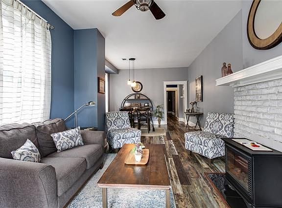 5th image of 2328 Cambronne St #2328
