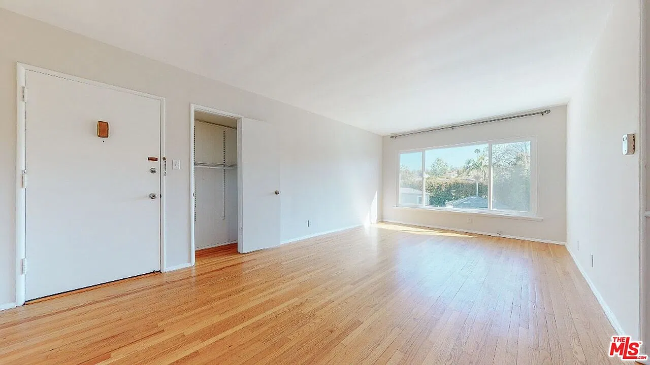 1 bed, 1.0 bath, 646 sqft, $2,195 — Photo 2
