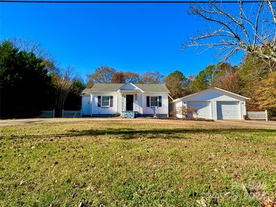 1748 Chase High Rd, Forest City, NC, 28043