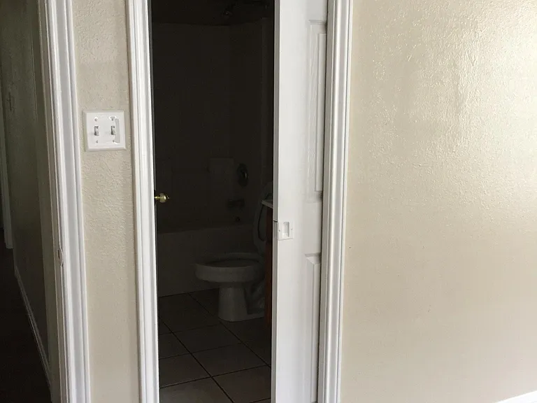 153 Highview Ln — Photo 17