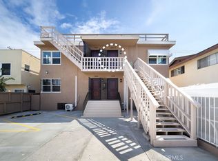 1050A Cedar Ave, Long Beach, CA 90813
