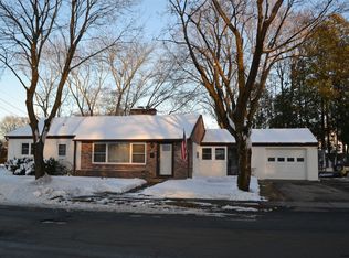 2 Prospect St, South Glens Falls, NY 12803