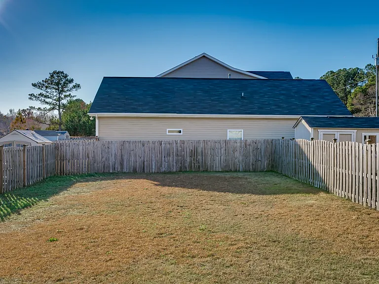 245 Megan Ln — Photo 31