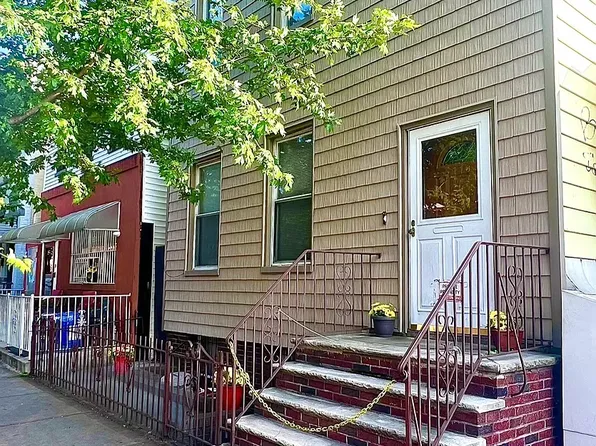 178 30th St, Brooklyn, NY 11232