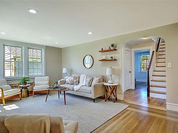 4th image of 19 Berwick Pl