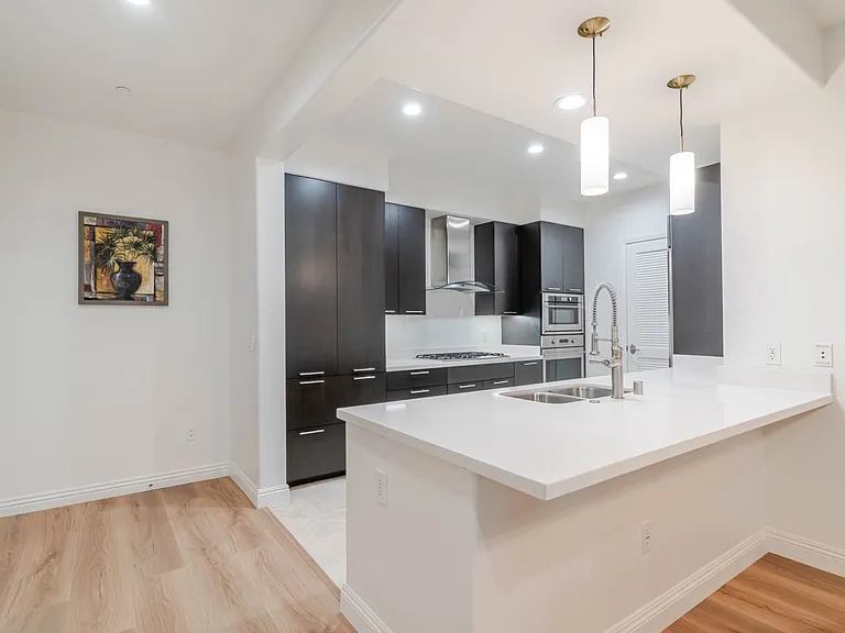 352 Caruso Ave — Photo 13