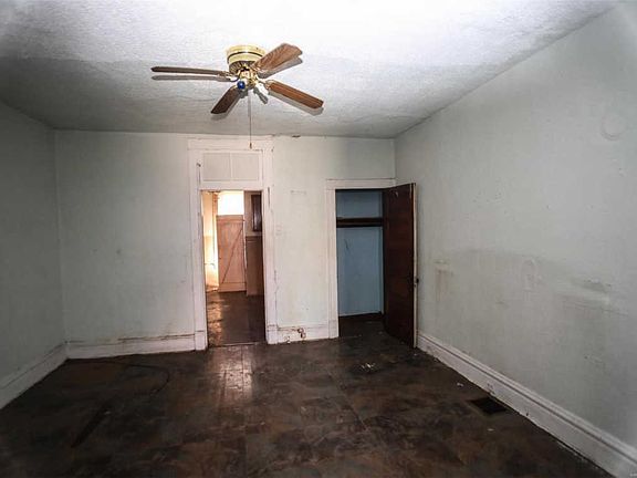 5th image of 4250 Swan Ave