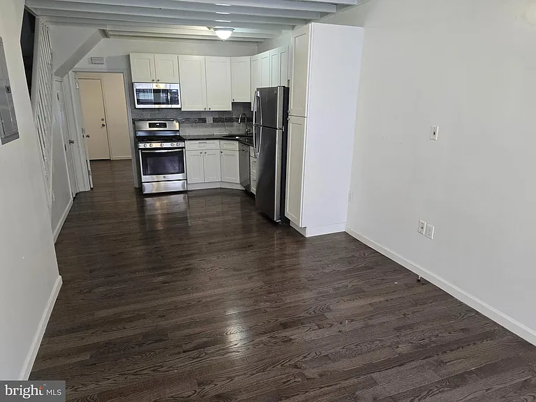 712 S Randolph St — Photo 13