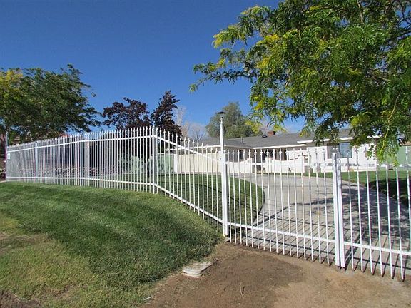 2nd image of 8926 Lilford Ave