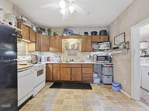 5th image of 2127 S Joplin Ave