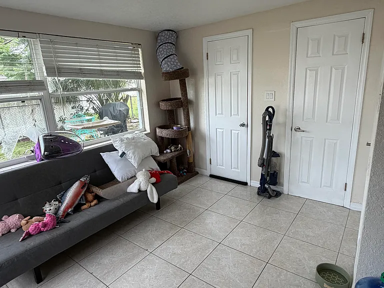 4030 Dalwood Dr — Photo 7