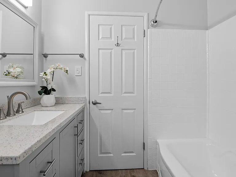 1338 Thais Ln #1 — Photo 14