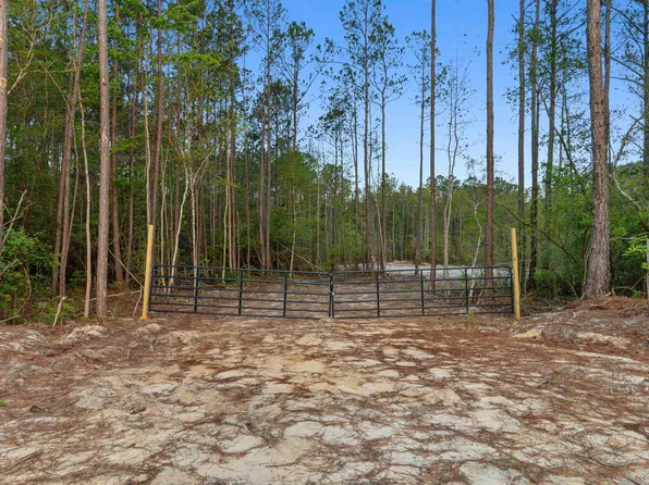835 Indian Hut Rd., Georgetown, SC 29440