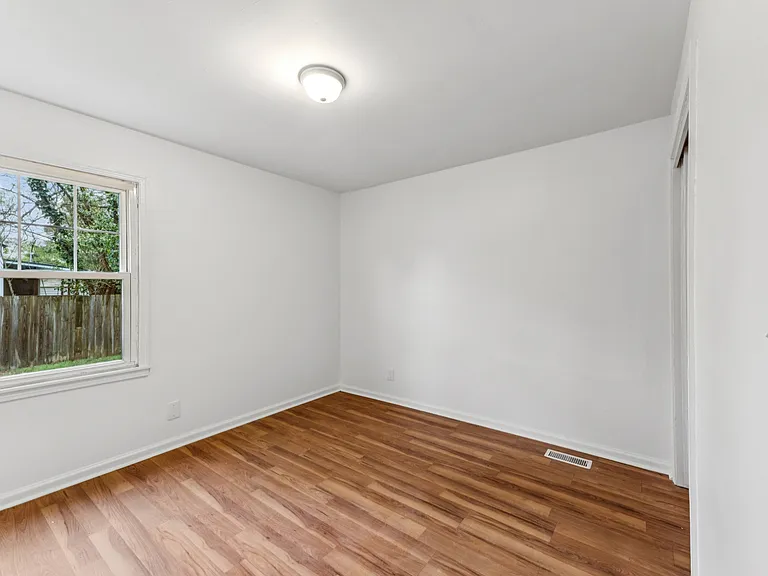 417 Price Dr — Photo 27