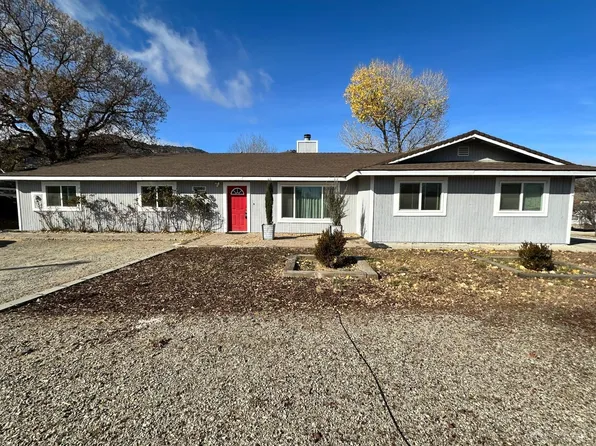 21001 Stage Dr, Tehachapi, CA 93561