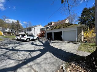 49 Hadwen Rd, Worcester, MA 01602