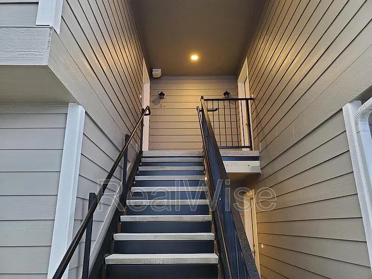 228 Cheryl Ln #11 — Photo 16