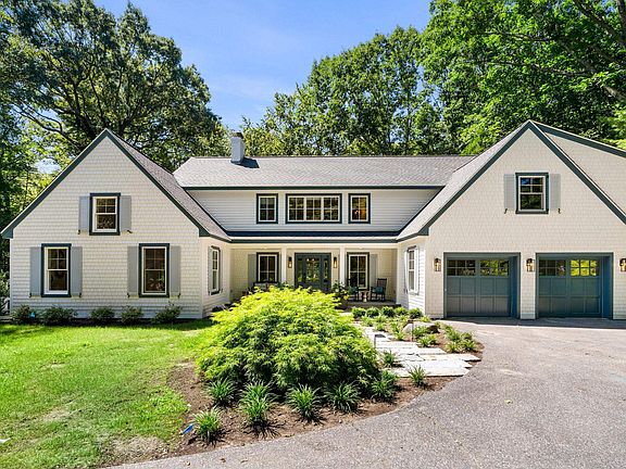 2nd image of 14 Chapel Rd