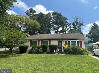 22 Raysmith Rd, Sicklerville, NJ 08081