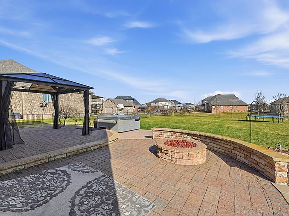 4th image of 18081 25 Mile Rd