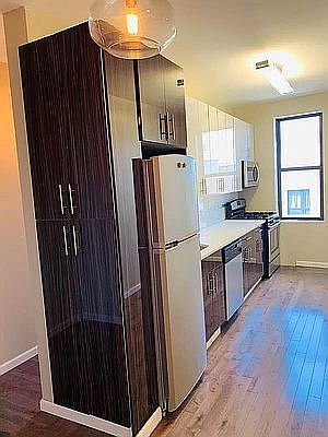 4th image of 240 Crown St Floor 6