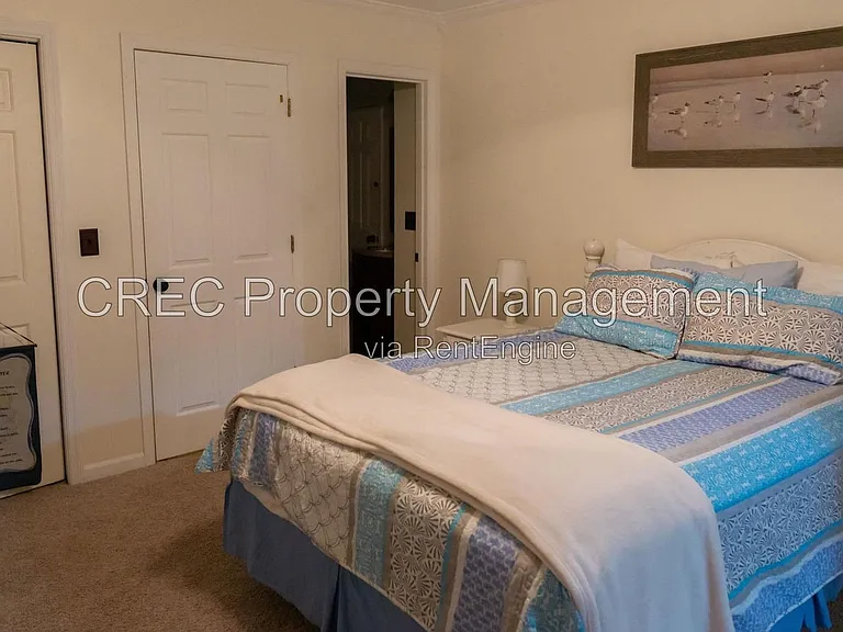 114 Queensbury Cir — Photo 13
