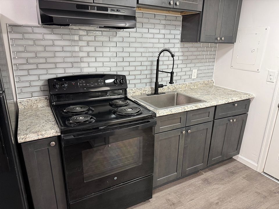 1st image of 38 S 9th St #4