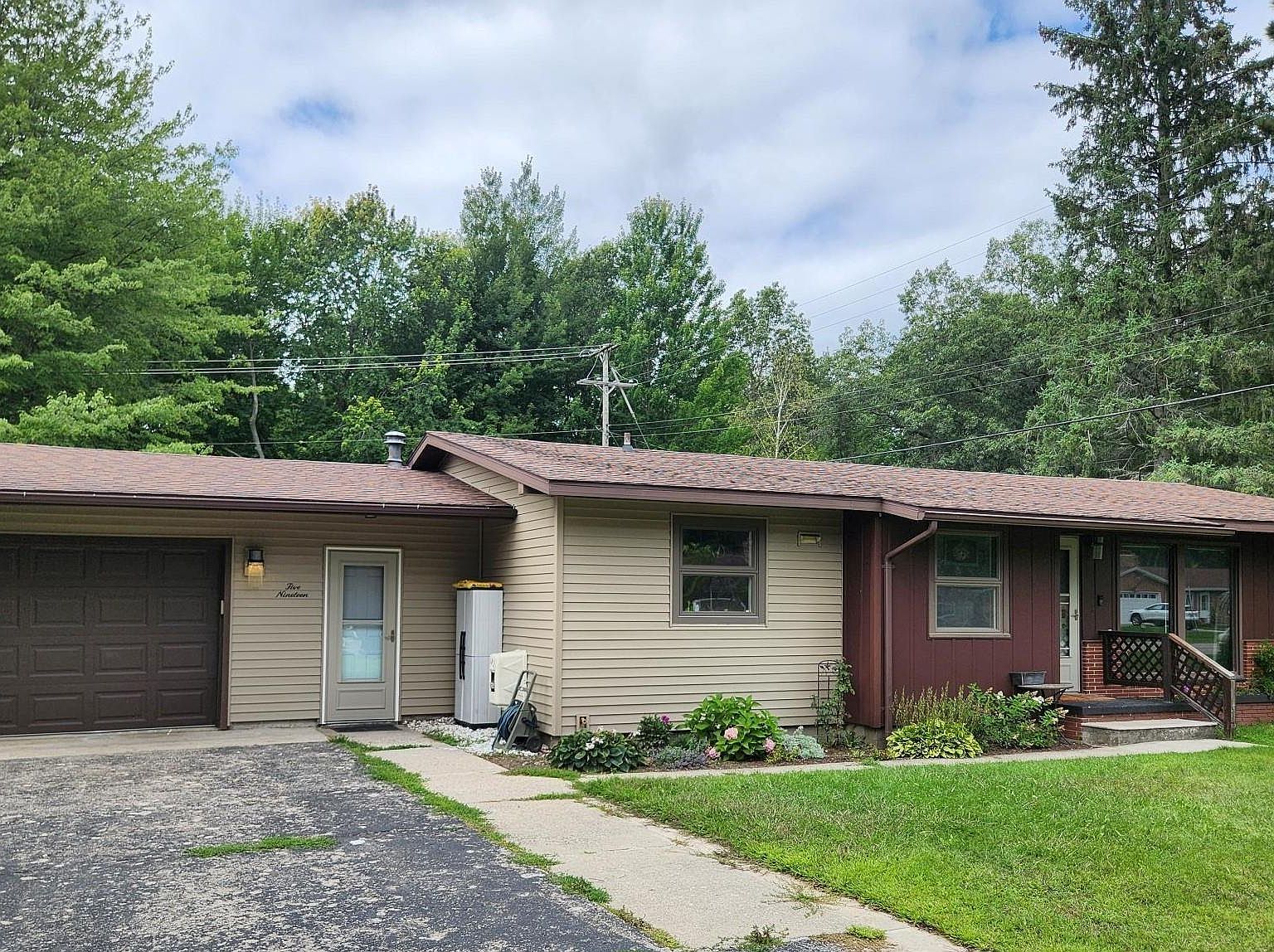 519 St, East Tawas, MI 48730 MLS 1914995 Zillow