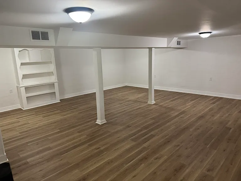 115 Lakemont Ct — Photo 10