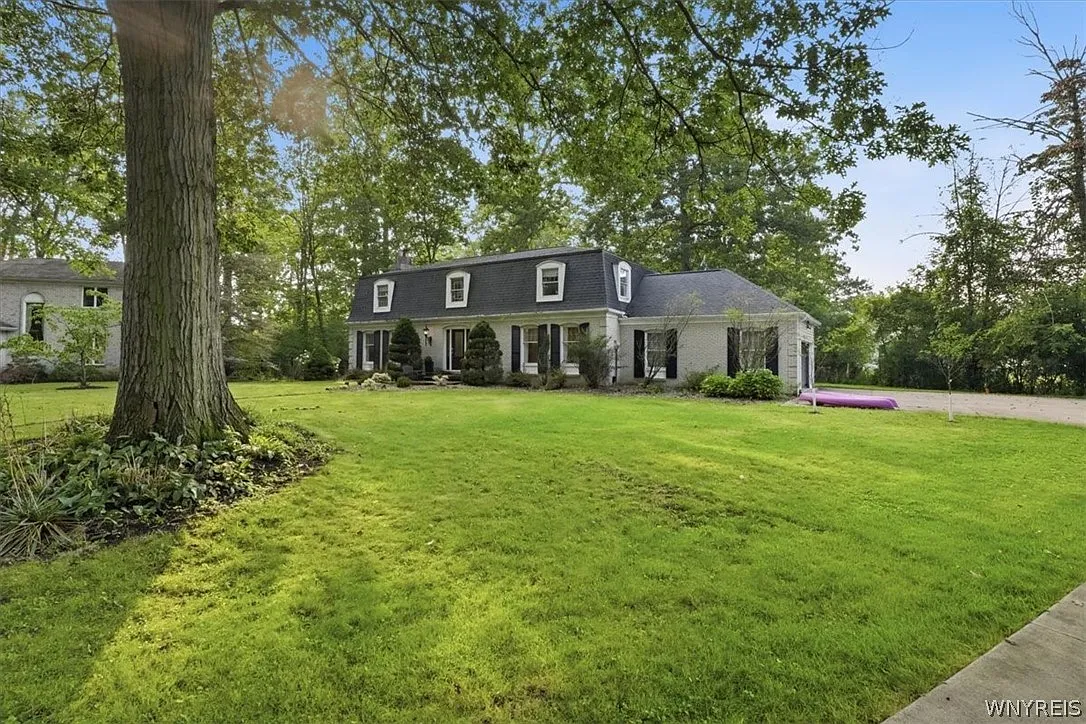 3 bed, 2.5 bath, 2808 sqft, $4,000 — Photo 3