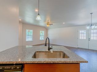 5211 Colonial Ave, Dallas, TX 75215