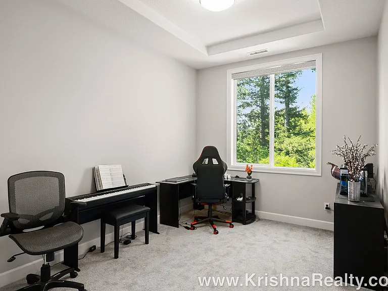 16685 NW Crossvine St — Photo 15