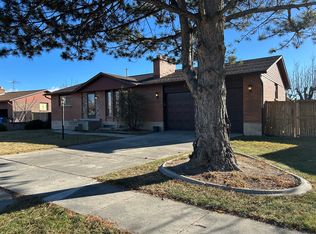 2373 W Tierra Rose Dr, Taylorsville, UT 84129