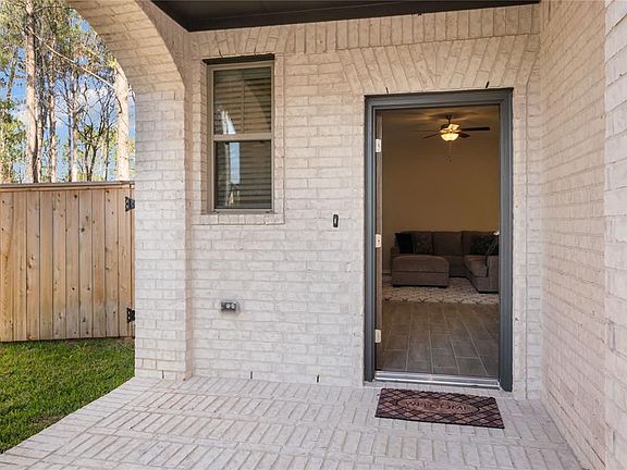 4th image of 389 Andes Dr