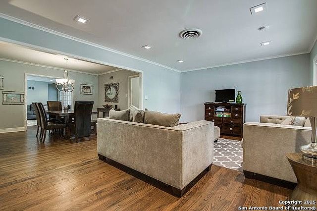 1st image of 103 Larkwood Dr