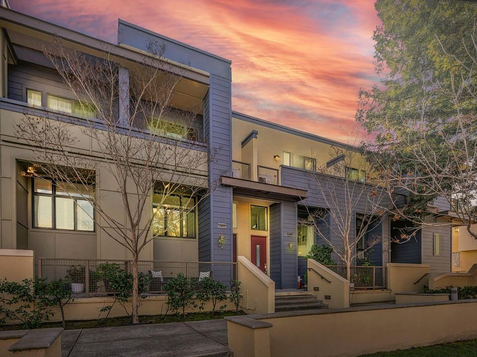 1st image of 3723 Heron Way
