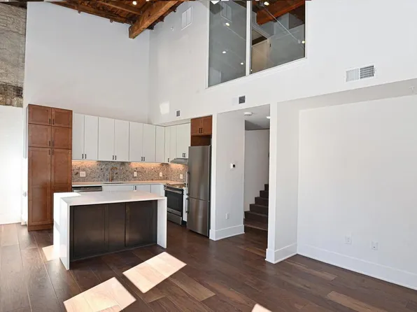 36 E Court St #305, Cincinnati, OH 45202