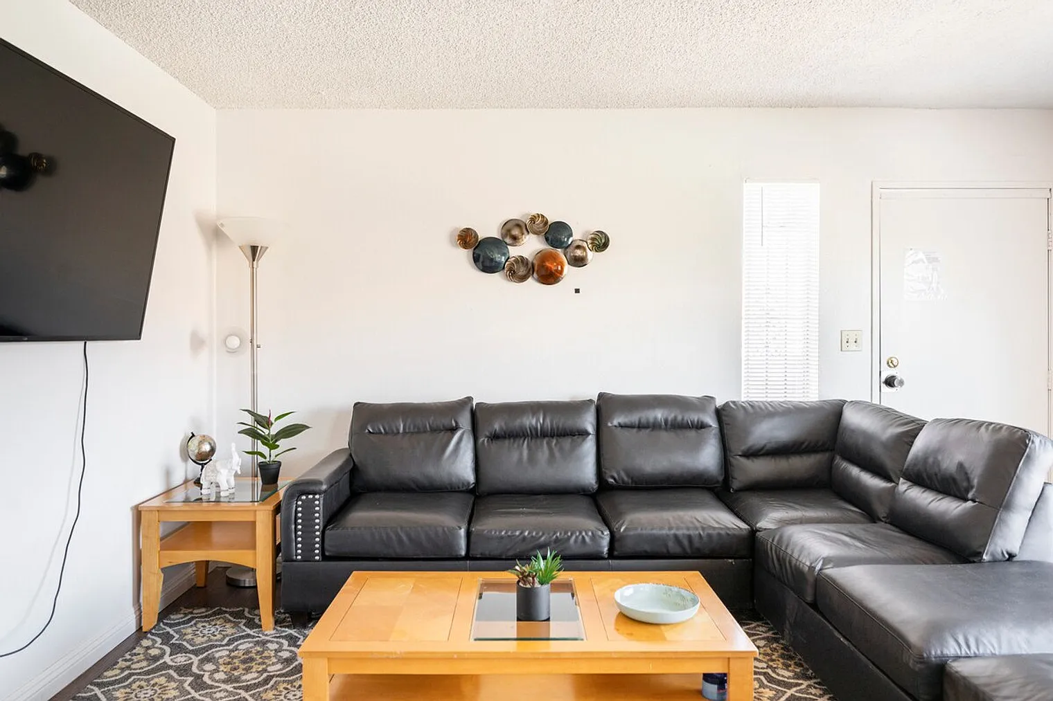 2 bed, 2.0 bath, $3,536 — Photo 3