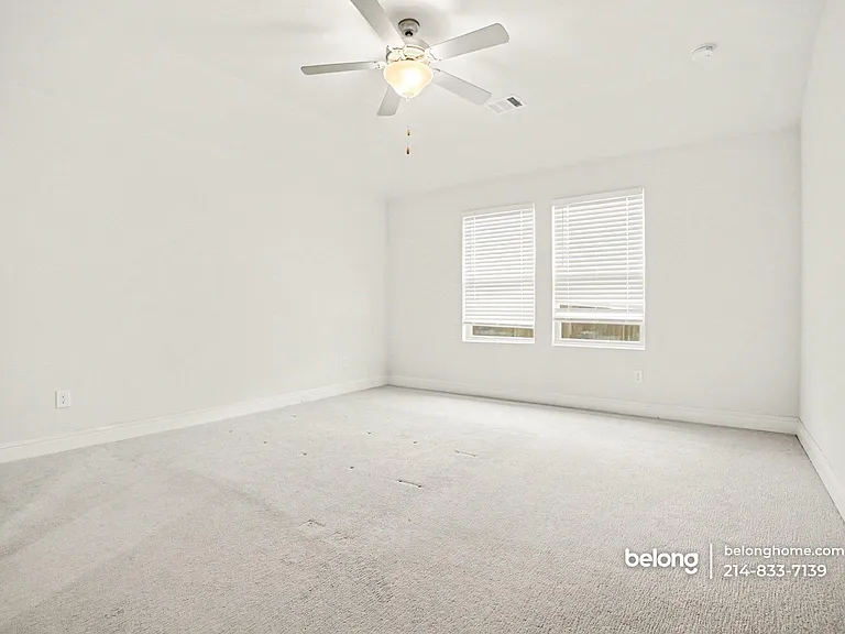 242 Maverick Ct — Photo 12