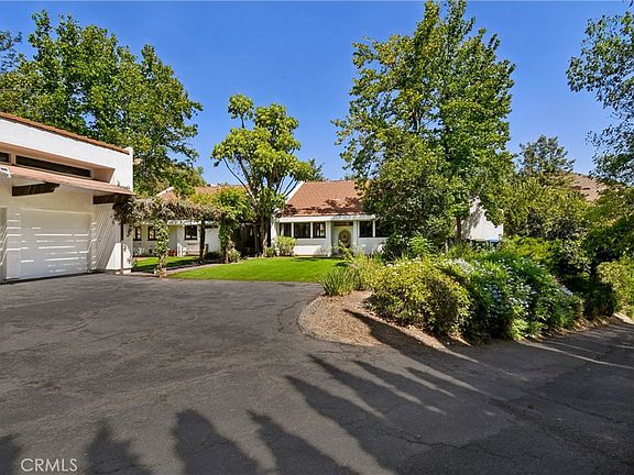 2nd image of 191 Dapplegray Rd