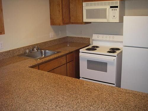 2nd image of 2730 Arcadia Dr APT 6