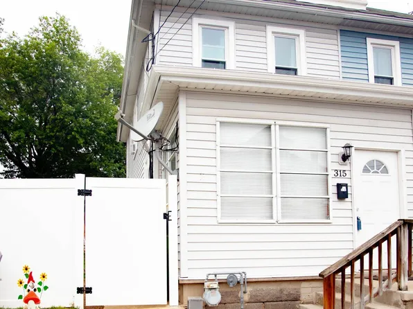 315 9th St, New Cumberland, PA 17070