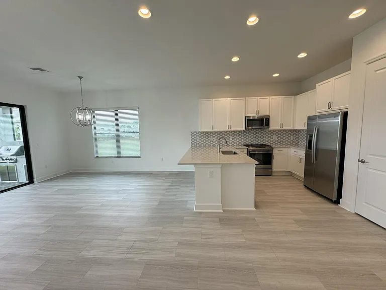 20373 Estero Crossing Blvd — Photo 4