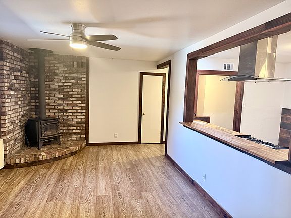 4th image of 7107 Dolan Way
